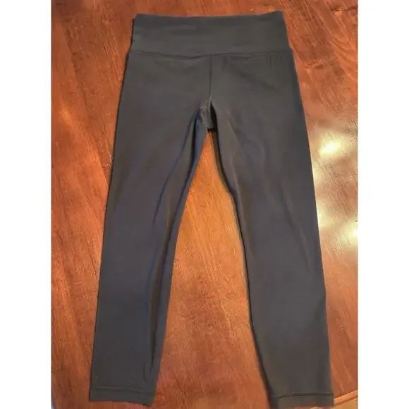 ATHLETA Ultra High Rise Elation 7/8 Legging M Medium | Black tight #599750 - Picture 5 of 15